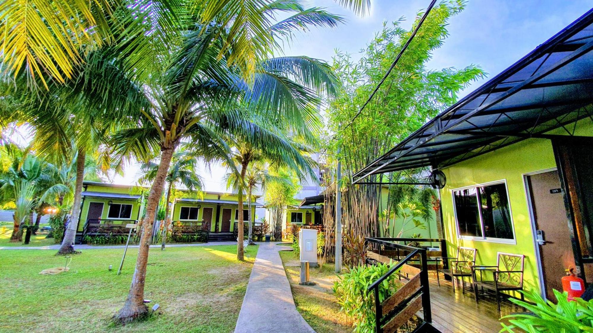 โรงแรมคาซาฟินาไฟน์โฮเมส ปันไตเจอนัง ภายนอก รูปภาพ