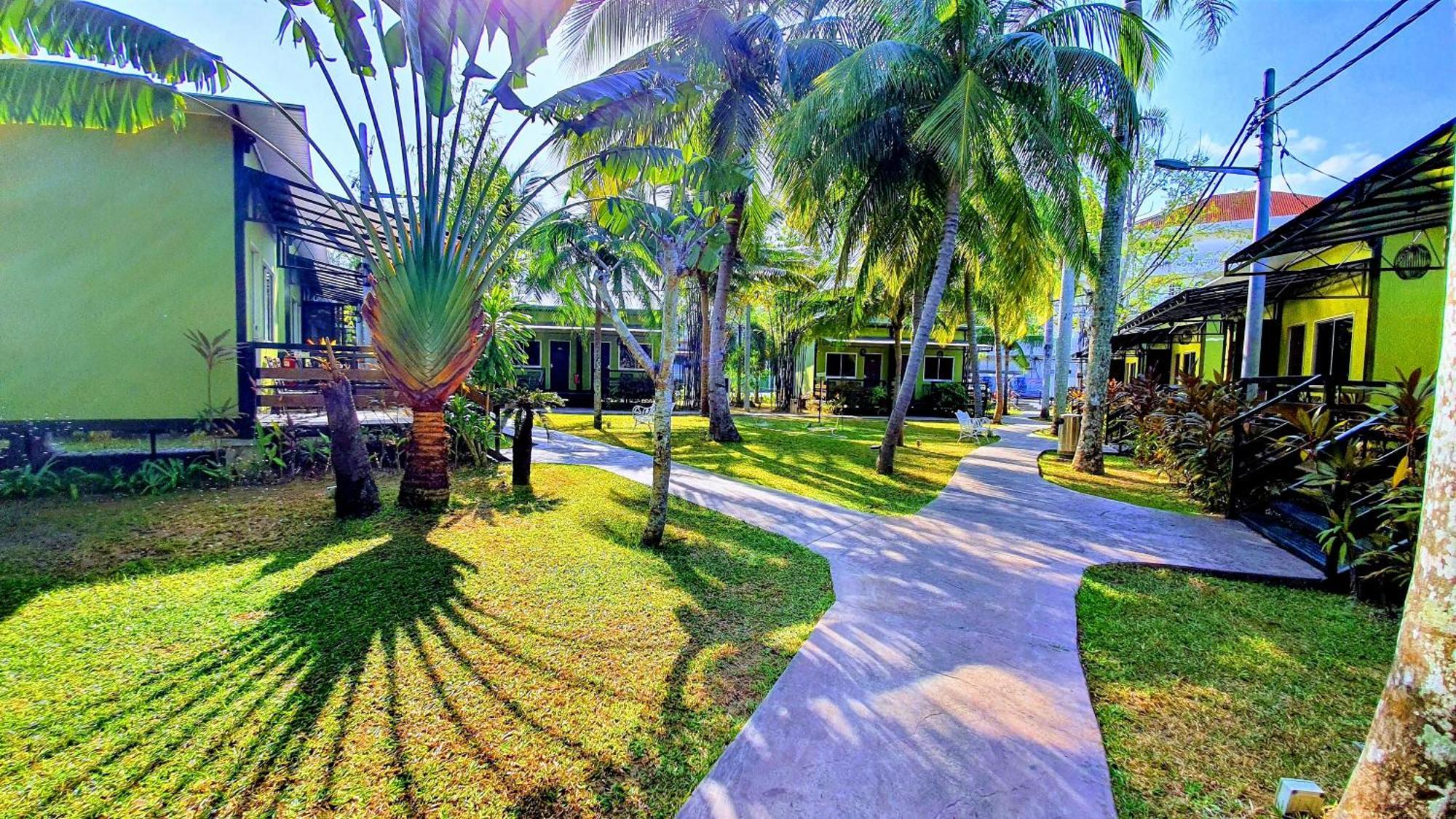 โรงแรมคาซาฟินาไฟน์โฮเมส ปันไตเจอนัง ภายนอก รูปภาพ